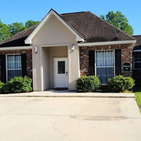 Chateau 16 Hammond Exterior photo